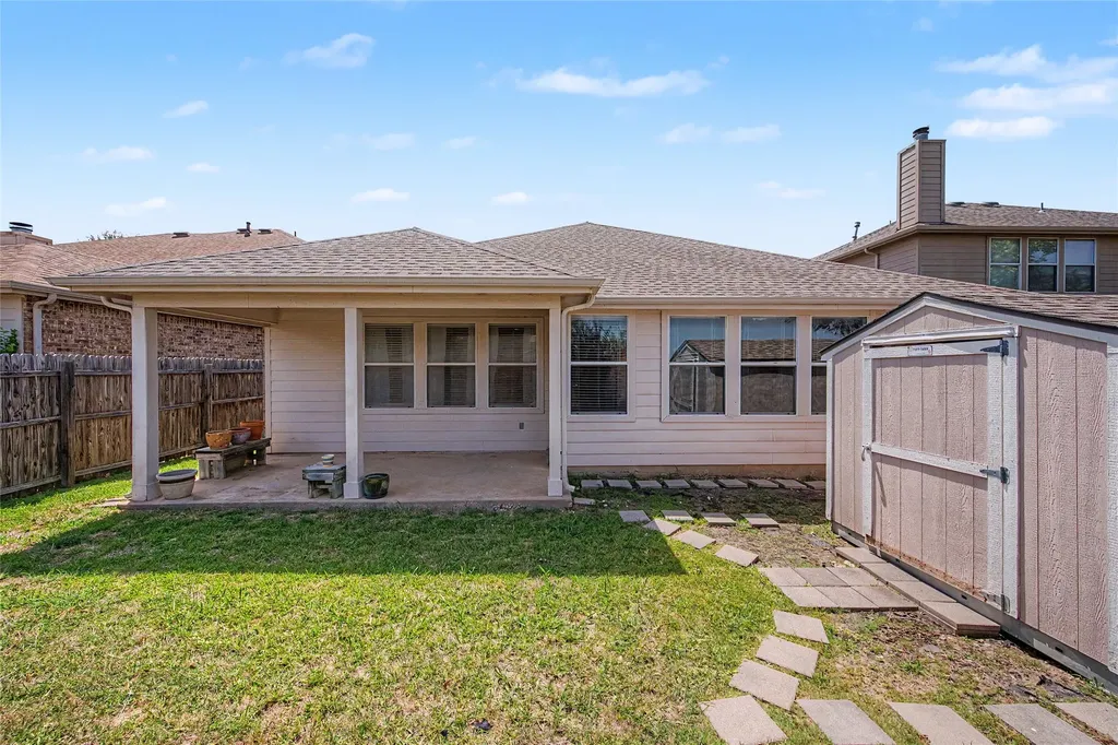 9225 Comanche Ridge Drive Fort Worth TX 76131