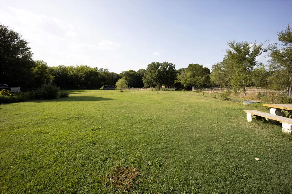 15960 Four Oaks Drive Kemp TX 75143