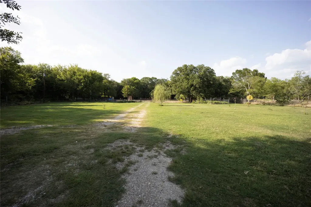 15960 Four Oaks Drive Kemp TX 75143