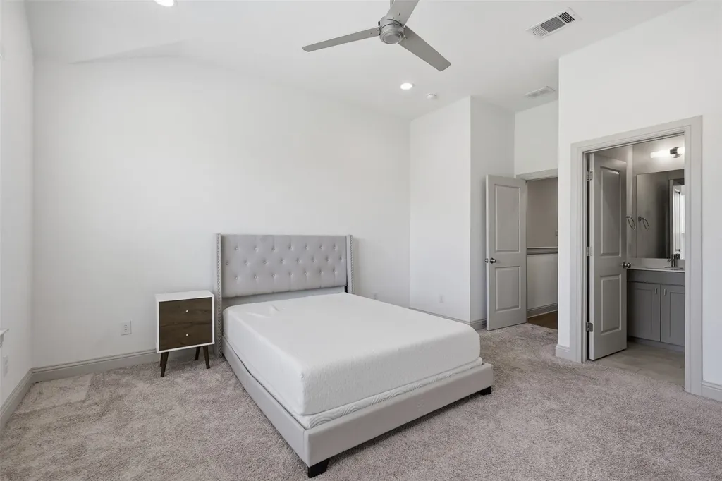 3128 Wayside Avenue Fort Worth TX 76110