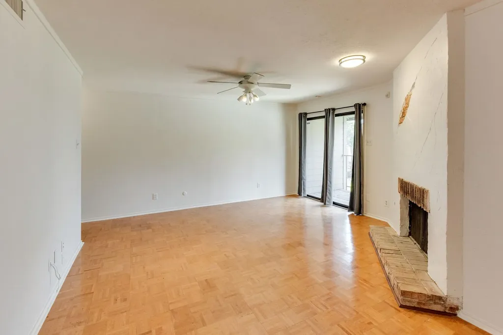15221 Berry Trail Dallas TX 75248