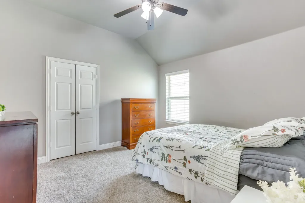 1140 Indigo Lane Burleson TX 76058