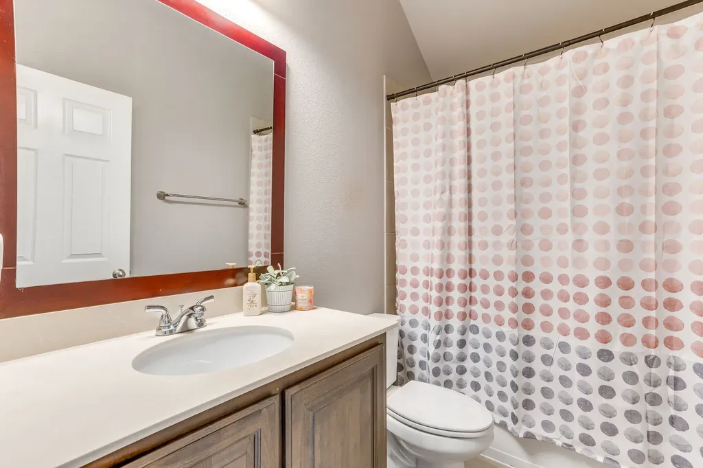 1140 Indigo Lane Burleson TX 76058