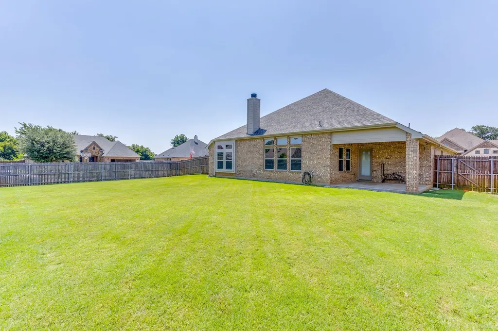 1140 Indigo Lane Burleson TX 76058