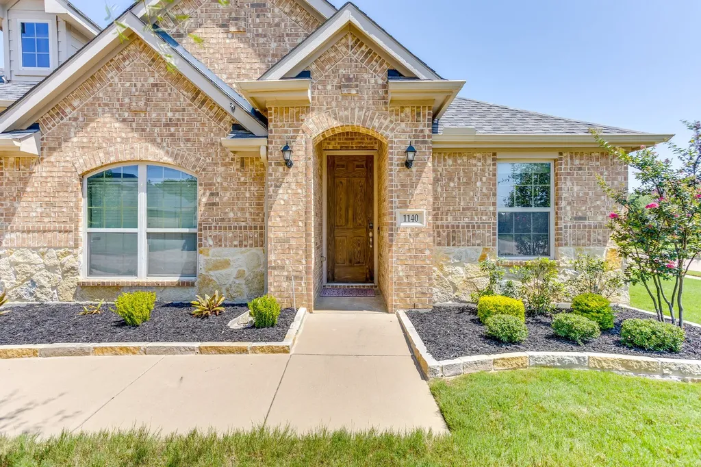 1140 Indigo Lane Burleson TX 76058