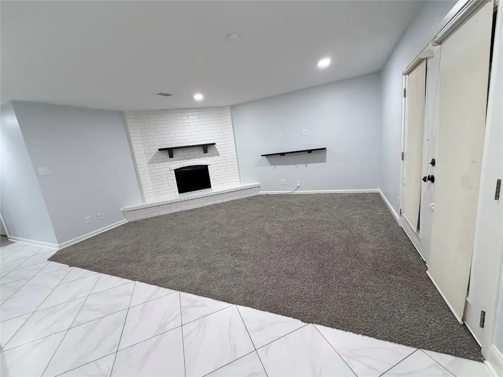 6026 Highcrest Drive Garland TX 75043