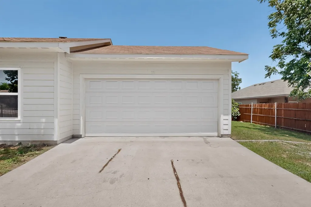 213 S Baugh Street Alvarado TX 76009