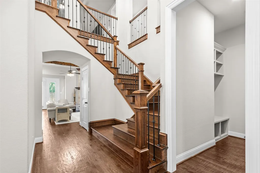 3016 Little Mill The Colony TX 75056
