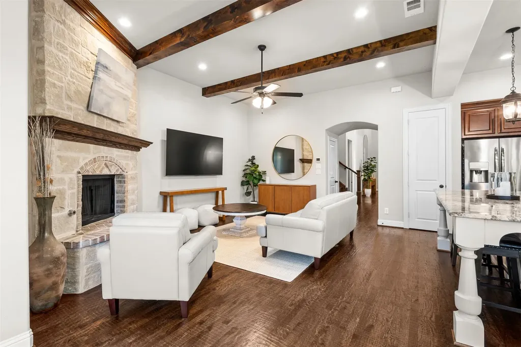 3016 Little Mill The Colony TX 75056