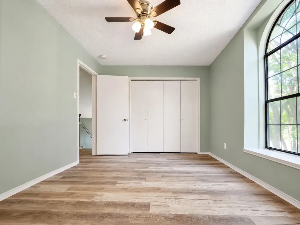 4432 Hulen Circle W Fort Worth TX 76133