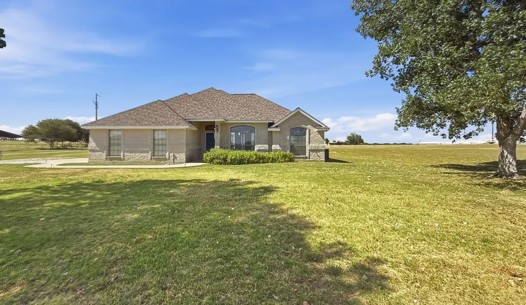340 Red Baron Drive Rhome TX 76078