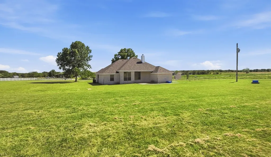 340 Red Baron Drive Rhome TX 76078