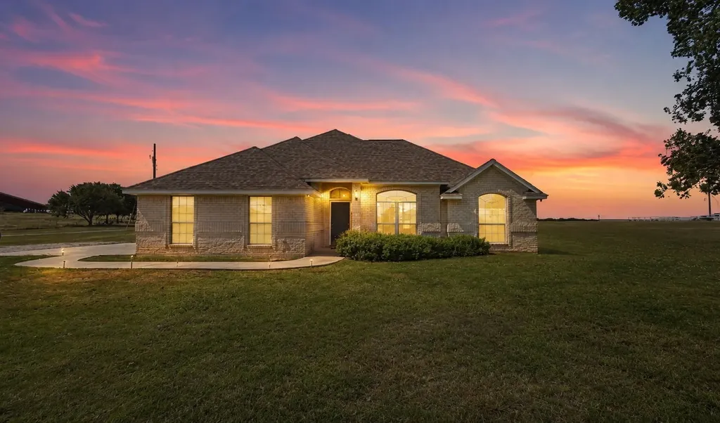 340 Red Baron Drive Rhome TX 76078