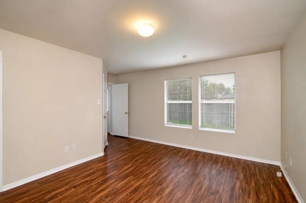 1514 Cover Drive Dallas TX 75241