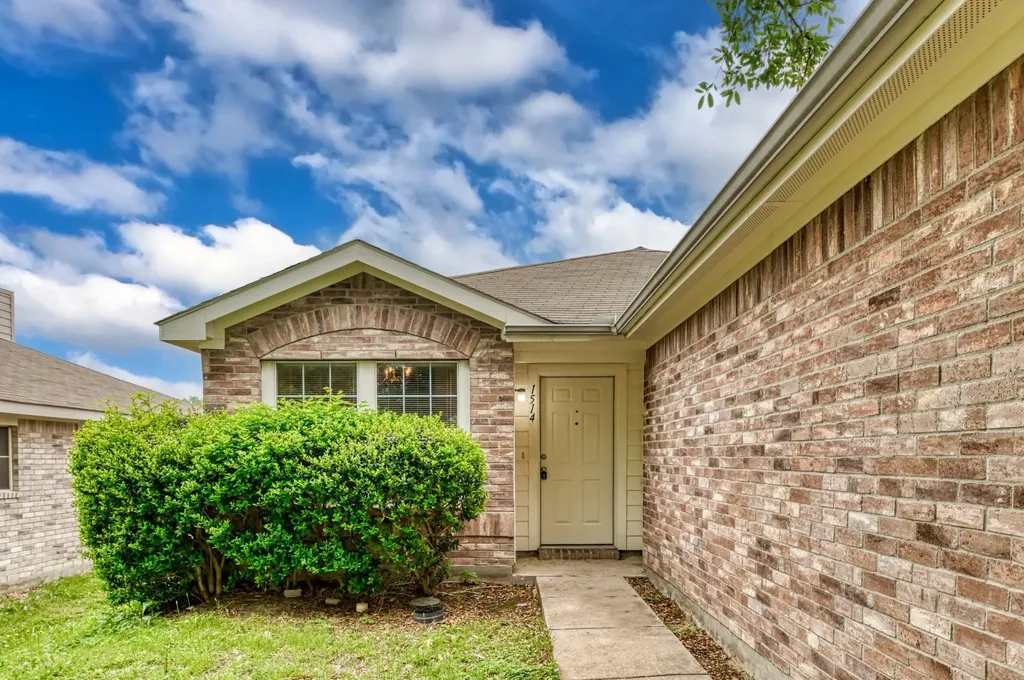1514 Cover Drive Dallas TX 75241