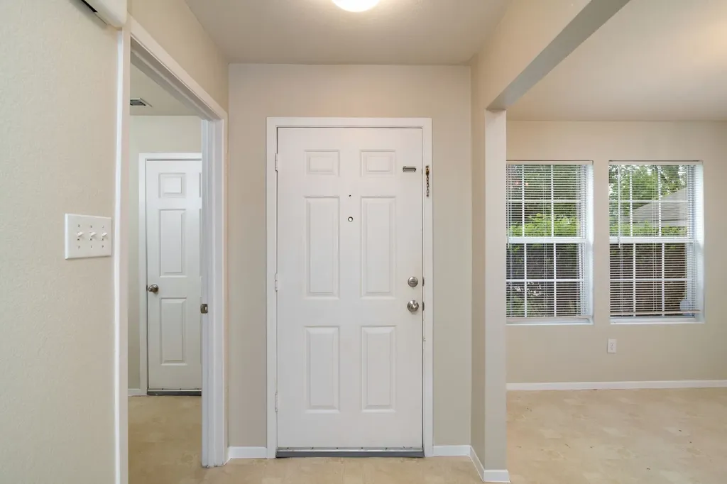 1514 Cover Drive Dallas TX 75241