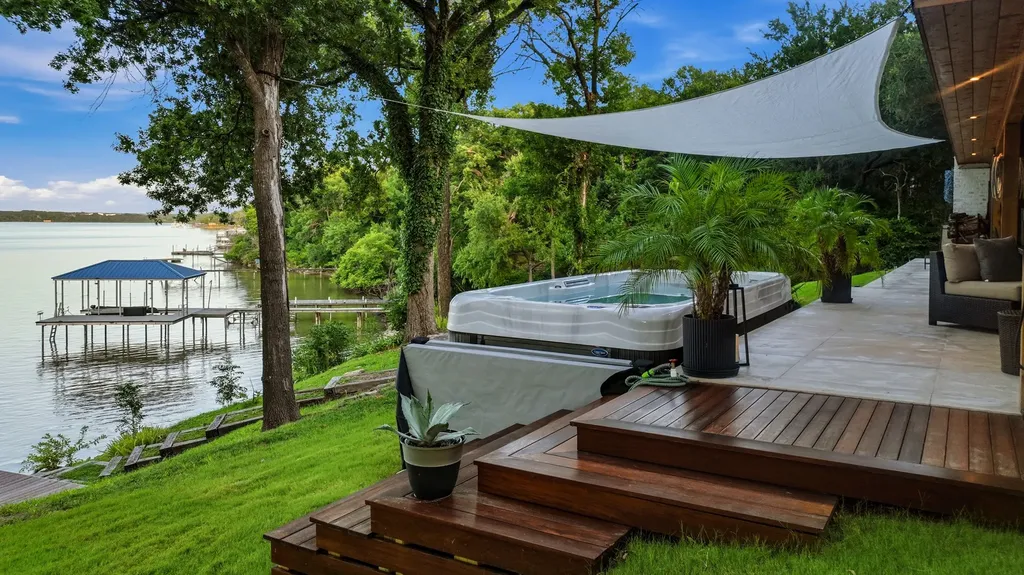 7250 Briar Road Azle TX 76020