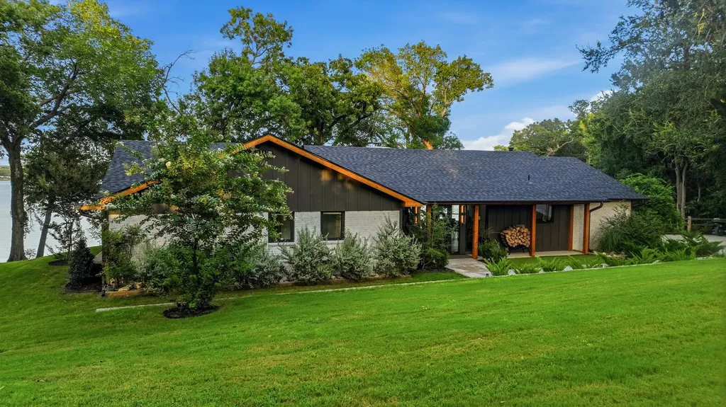 7250 Briar Road Azle TX 76020