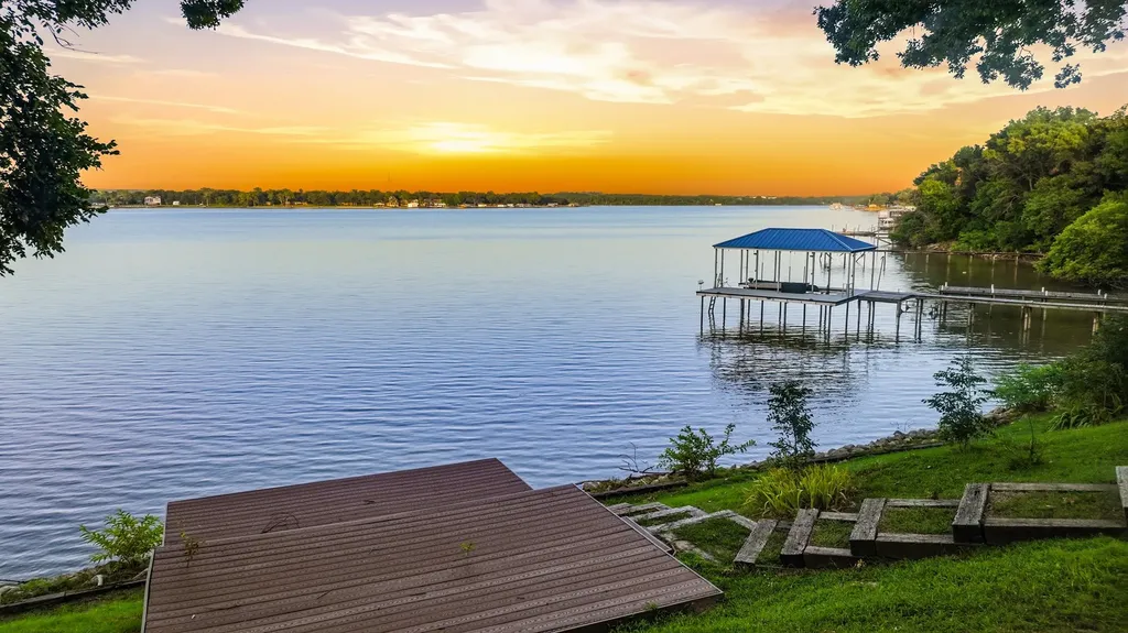 7250 Briar Road Azle TX 76020