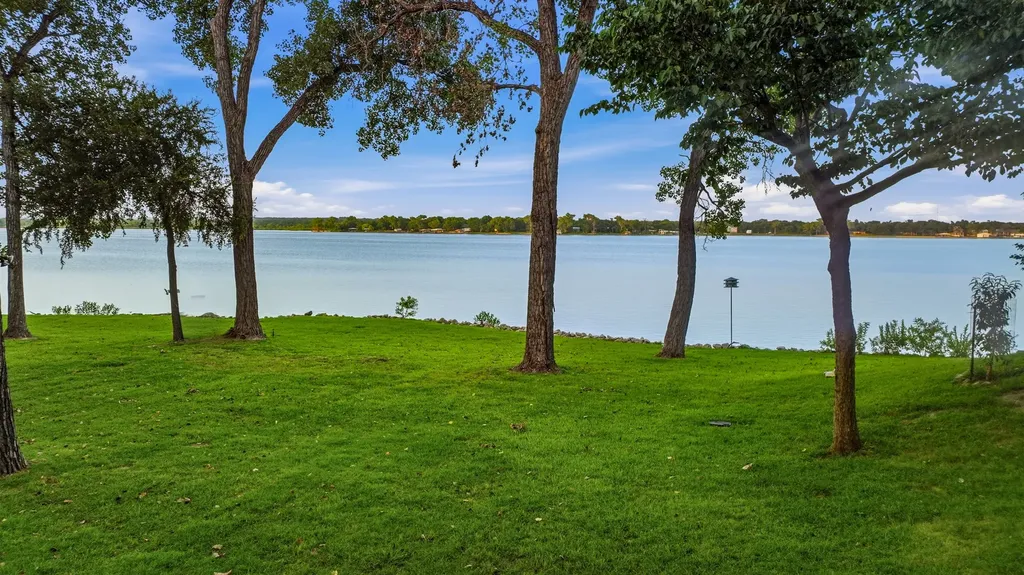 7250 Briar Road Azle TX 76020
