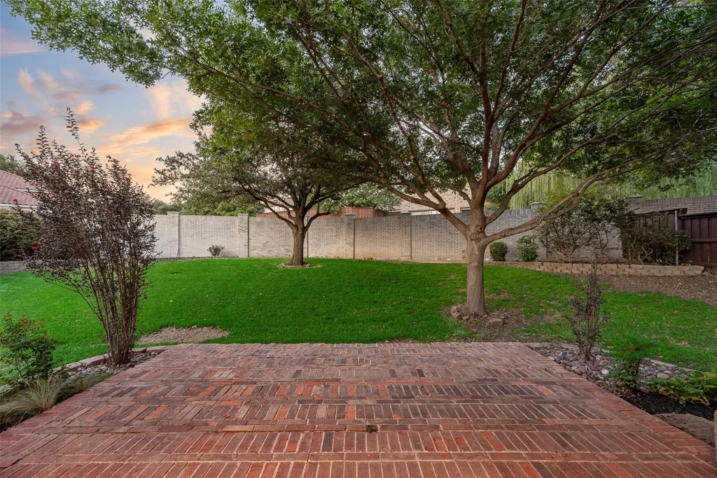 4020 E Hill Drive Irving TX 75038