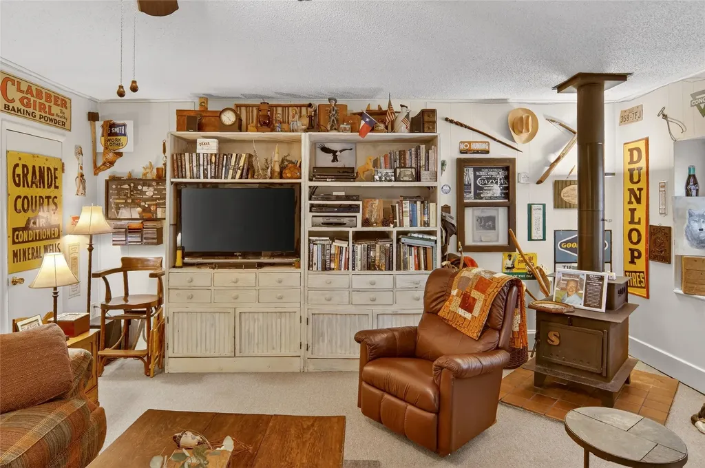 1706 Goodwin Drive Mineral Wells TX 76067