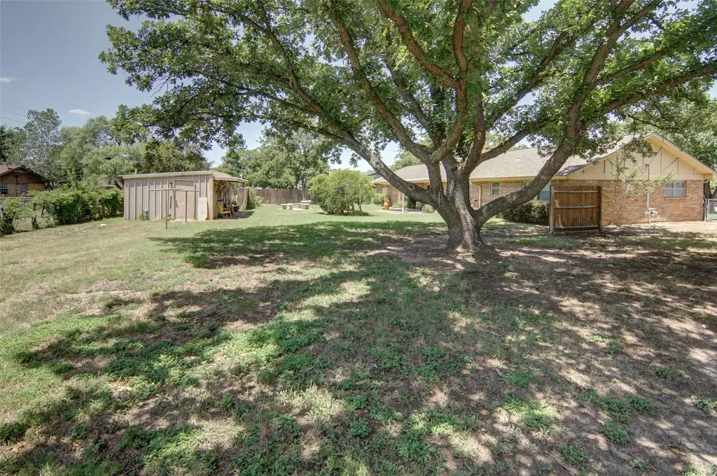 1706 Goodwin Drive Mineral Wells TX 76067