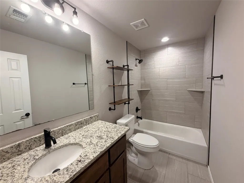 2720 Centaurus Way Granbury TX 76048