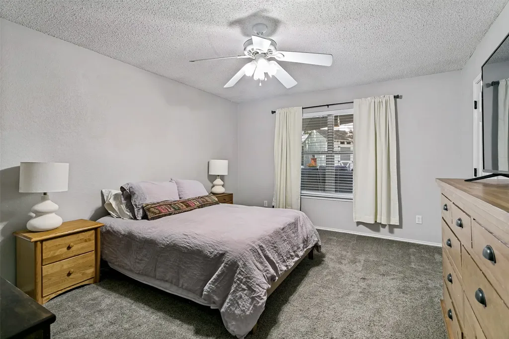 103 Hilltop Drive Kennedale TX 76060