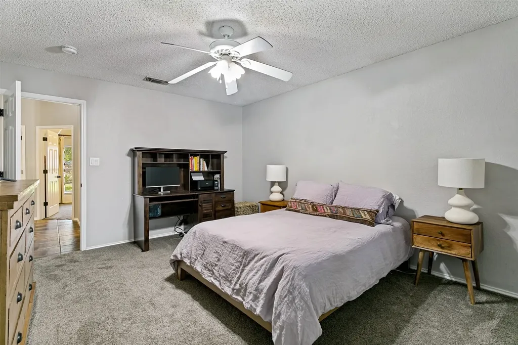 103 Hilltop Drive Kennedale TX 76060