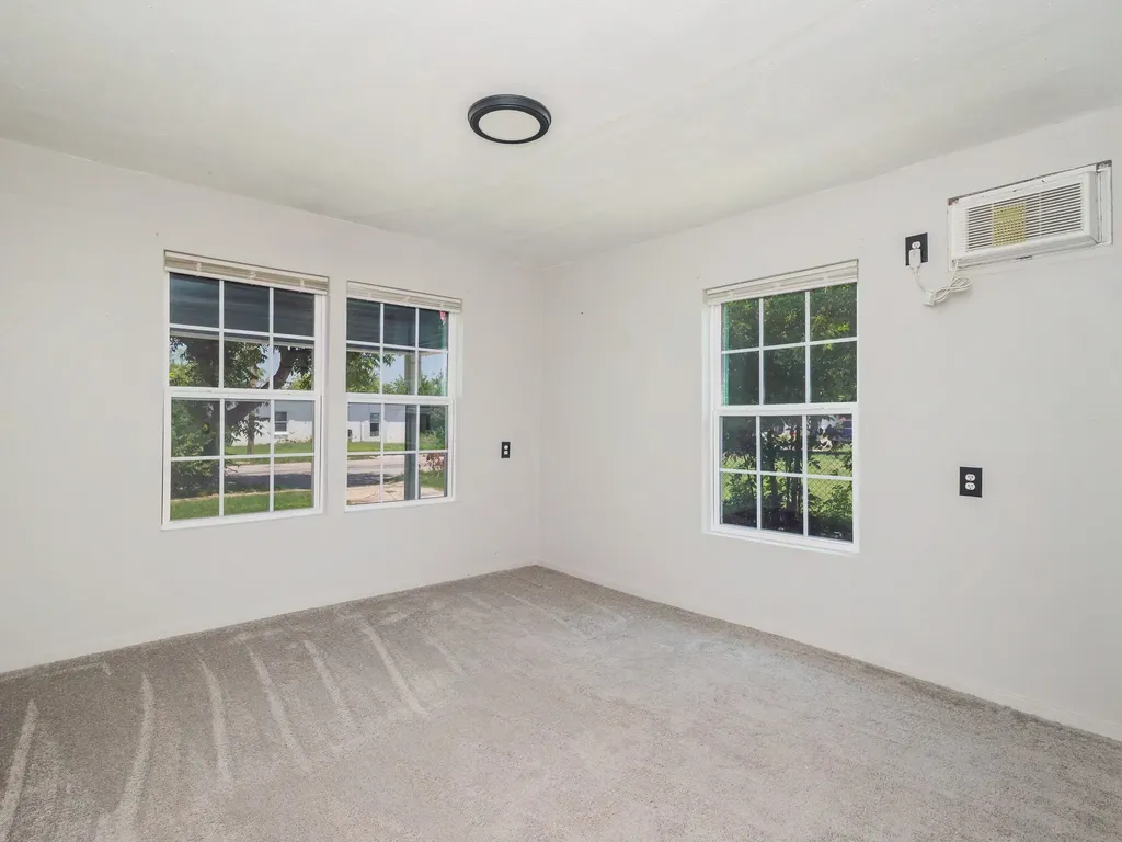 1805 7th Street Brownwood TX 76801