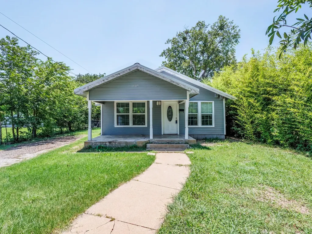 1805 7th Street Brownwood TX 76801