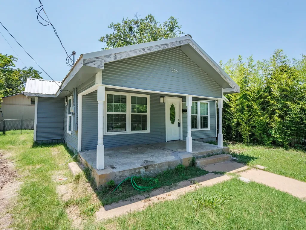 1805 7th Street Brownwood TX 76801