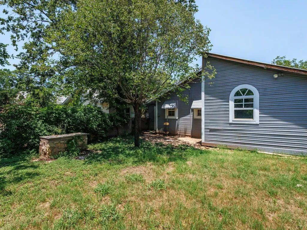 1805 7th Street Brownwood TX 76801