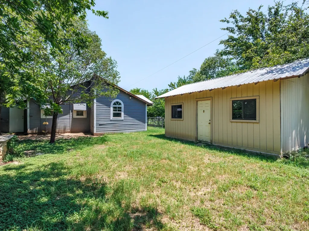 1805 7th Street Brownwood TX 76801