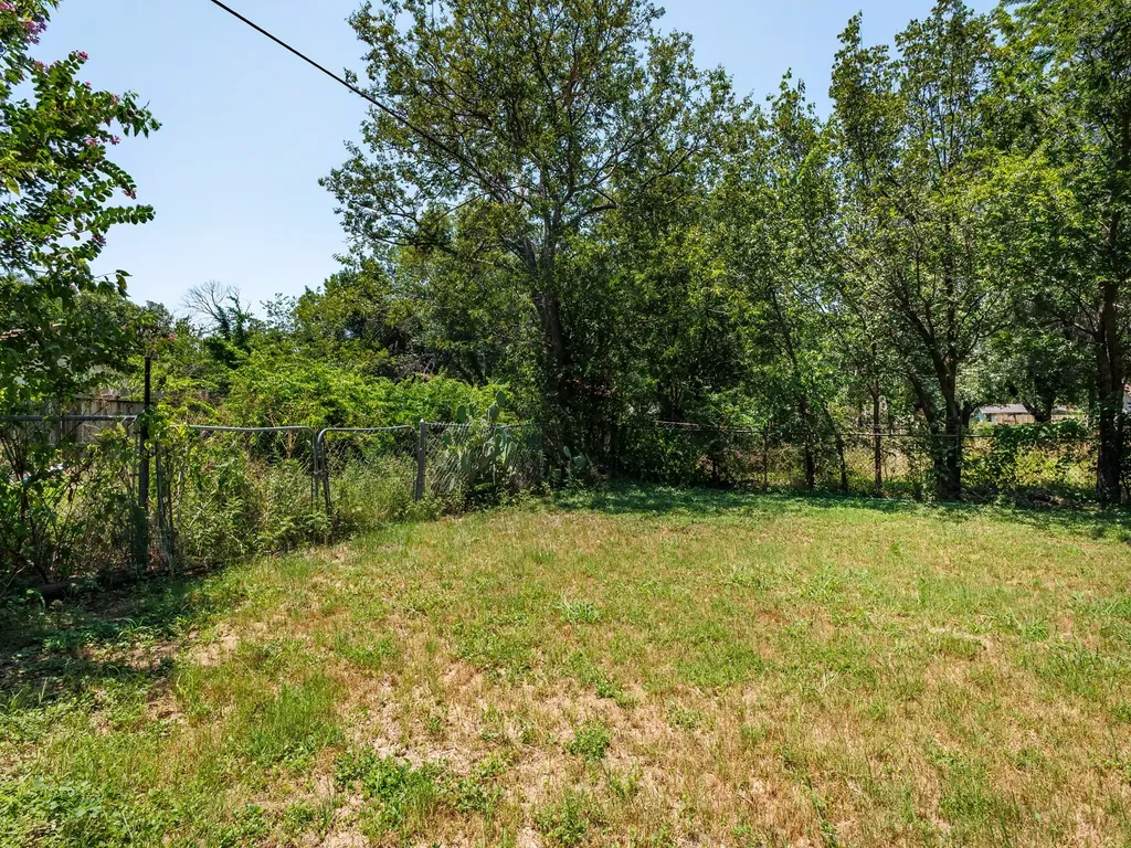 1805 7th Street Brownwood TX 76801