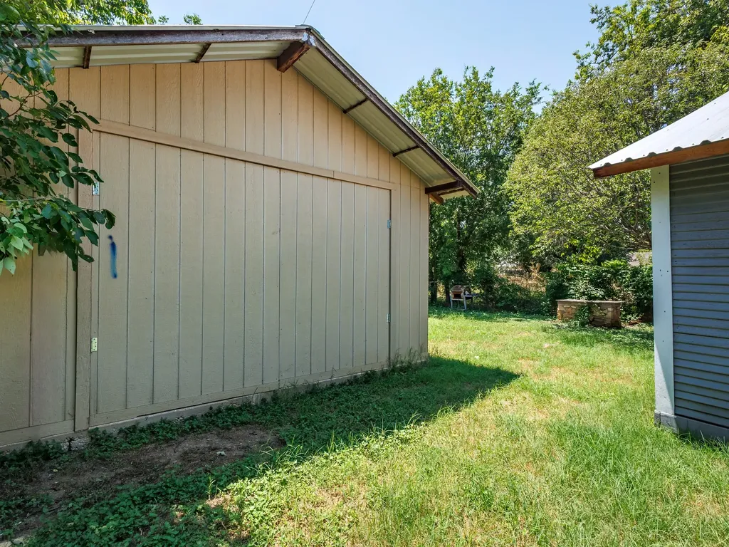 1805 7th Street Brownwood TX 76801