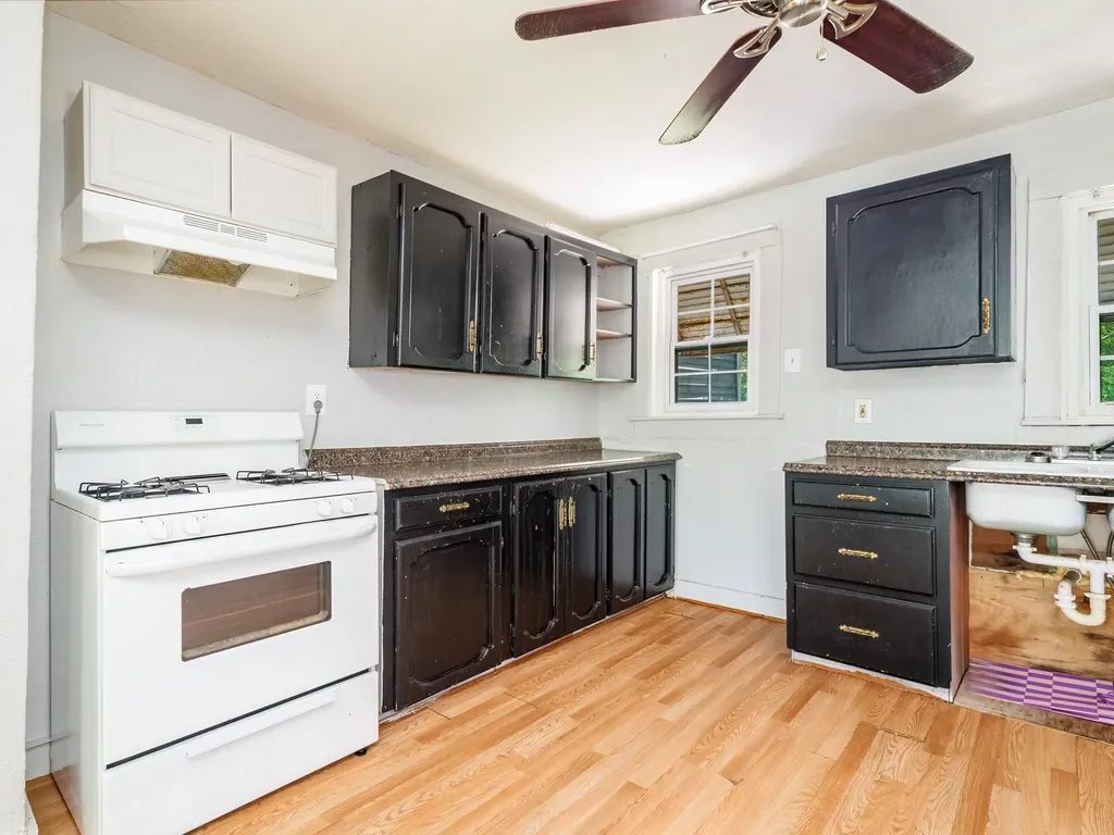1805 7th Street Brownwood TX 76801