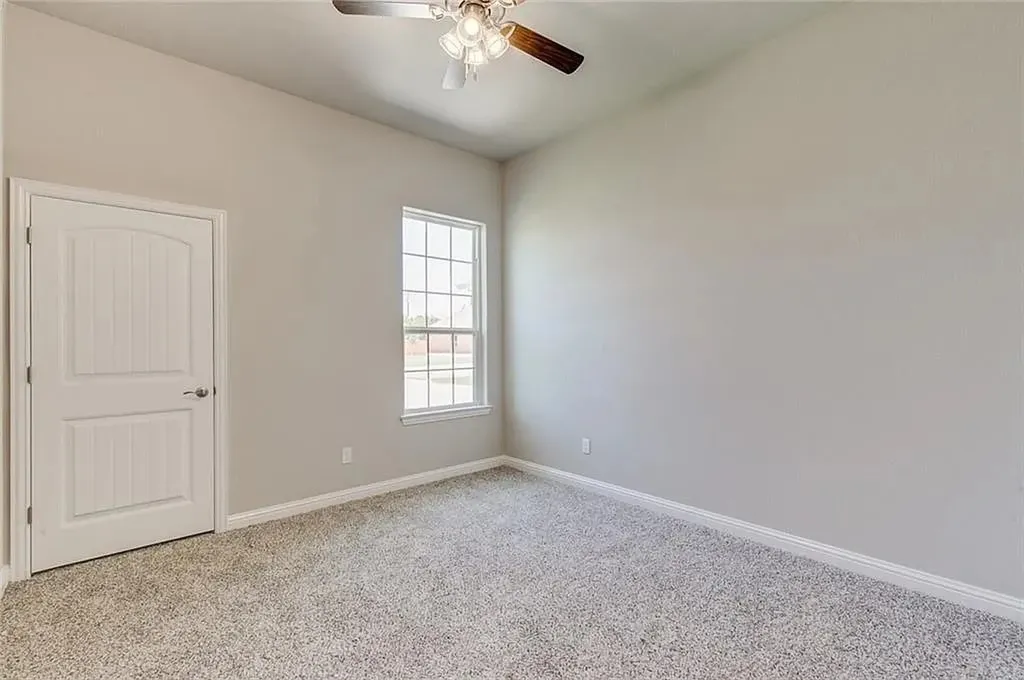 3050 Meandering Way Granbury TX 76049