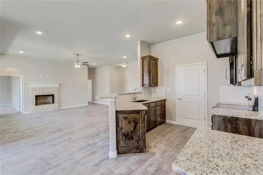 3050 Meandering Way Granbury TX 76049