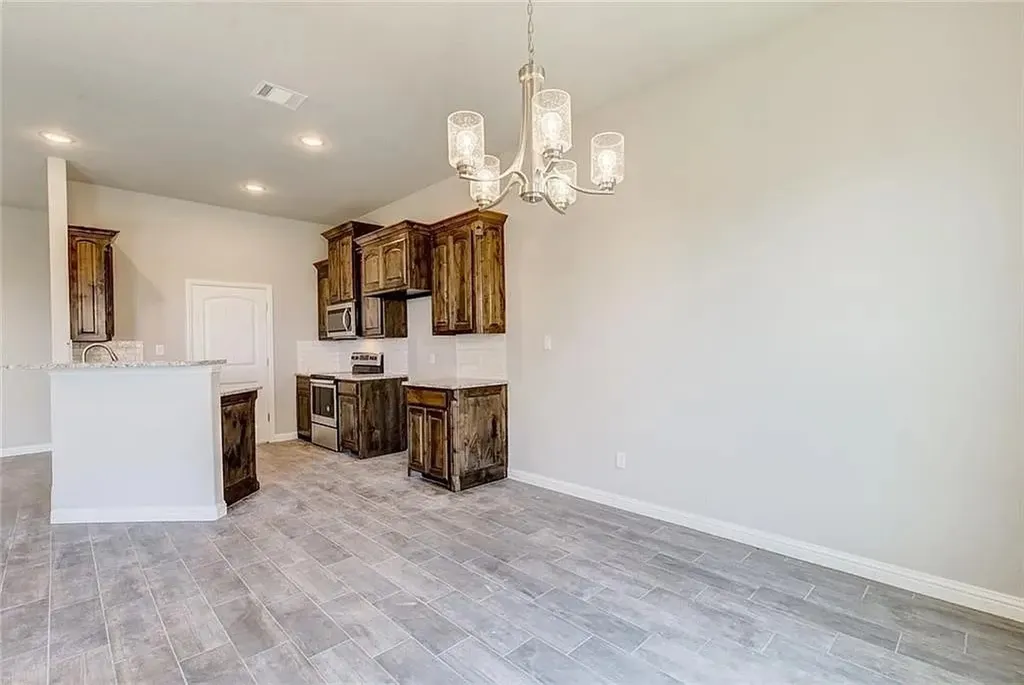 3050 Meandering Way Granbury TX 76049