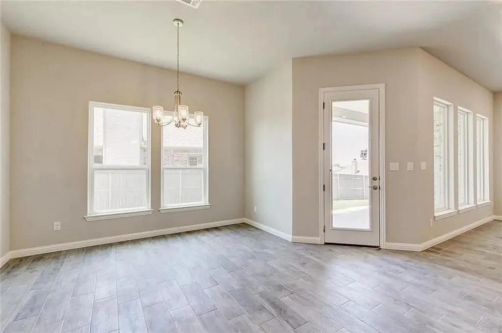 3050 Meandering Way Granbury TX 76049