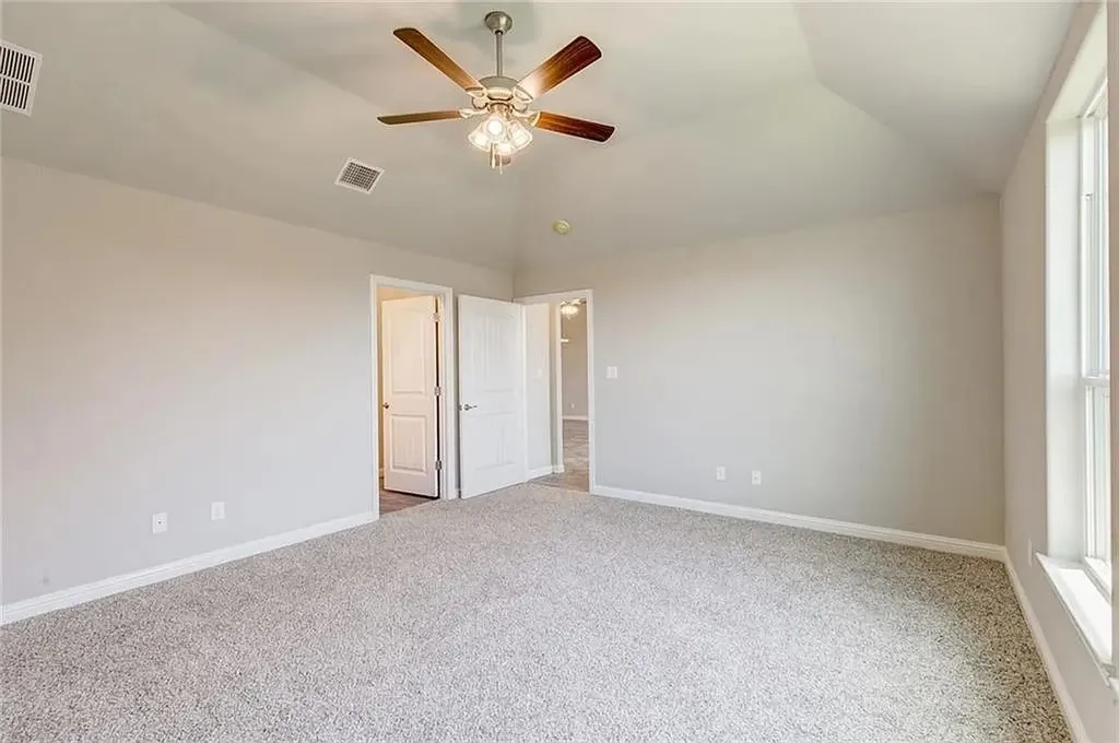 3050 Meandering Way Granbury TX 76049