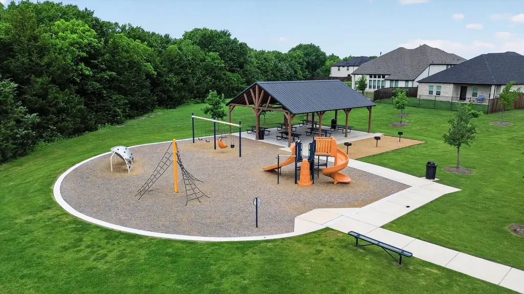 582 Silver Springs Lane Lavon TX 75166