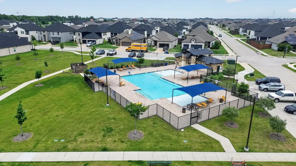 582 Silver Springs Lane Lavon TX 75166