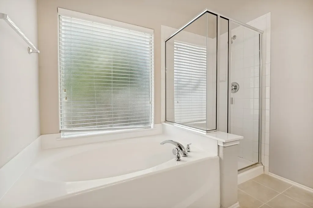 228 Great Plains Avenue Dallas TX 75241