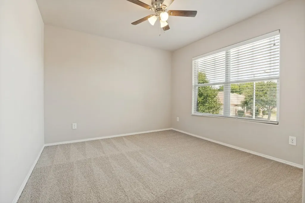 228 Great Plains Avenue Dallas TX 75241