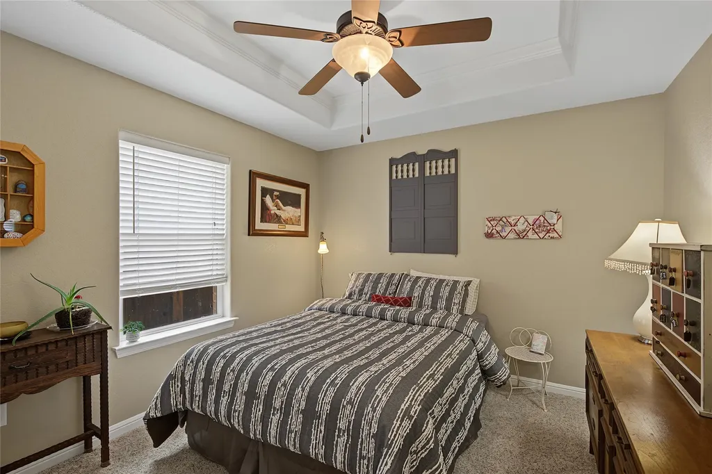 2821 Willow Ridge Circle Granbury TX 76049