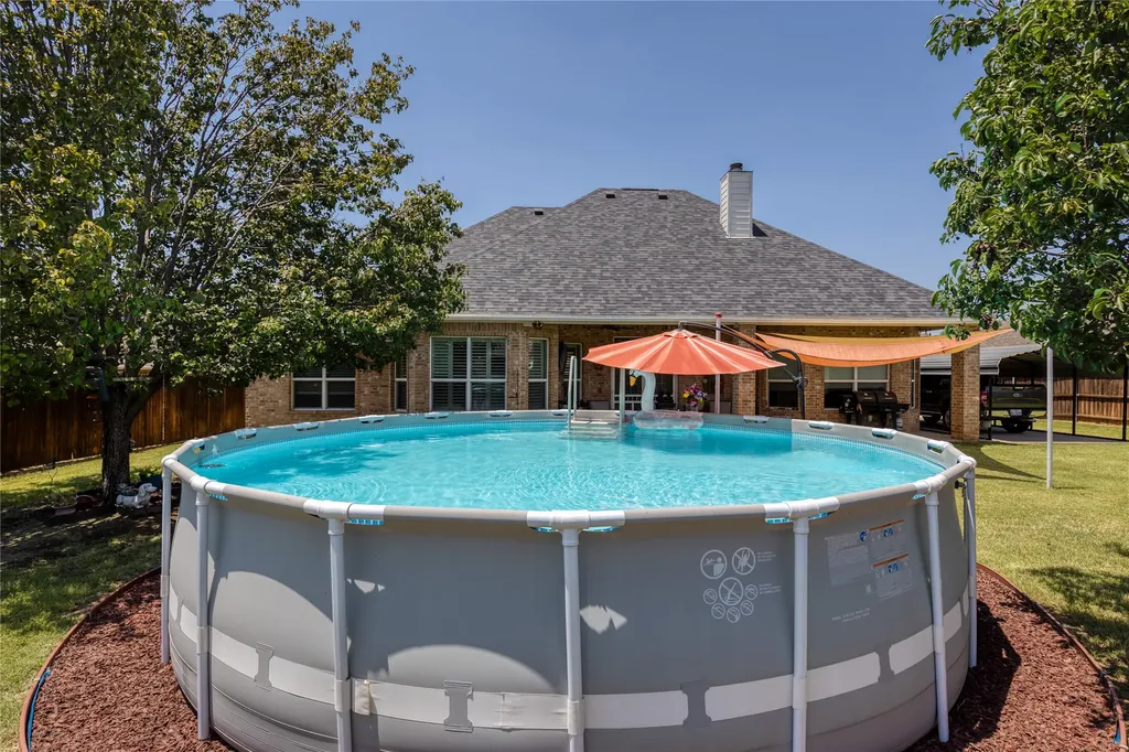 2821 Willow Ridge Circle Granbury TX 76049