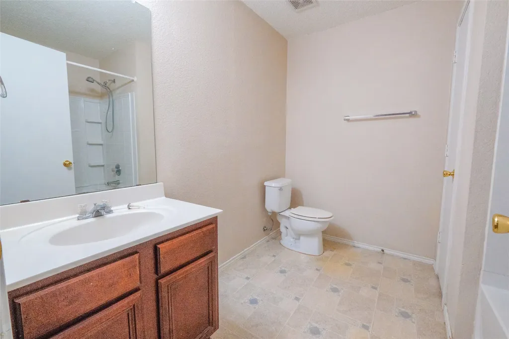 1616 Wind Star Way Fort Worth TX 76108